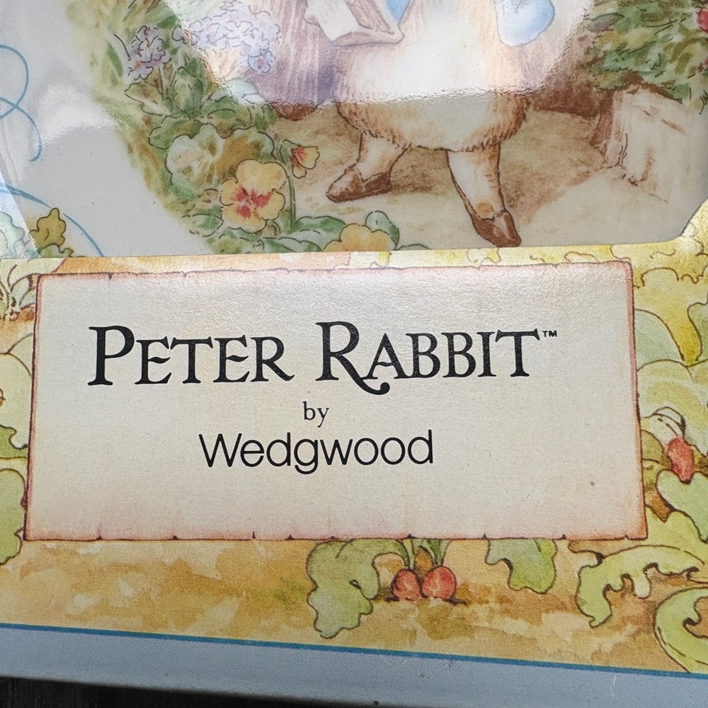 🩵Vintage Wedgwood Peter Rabbit Birthday Collector Plate NIB 1996 Made in England - Picture 4 of 12